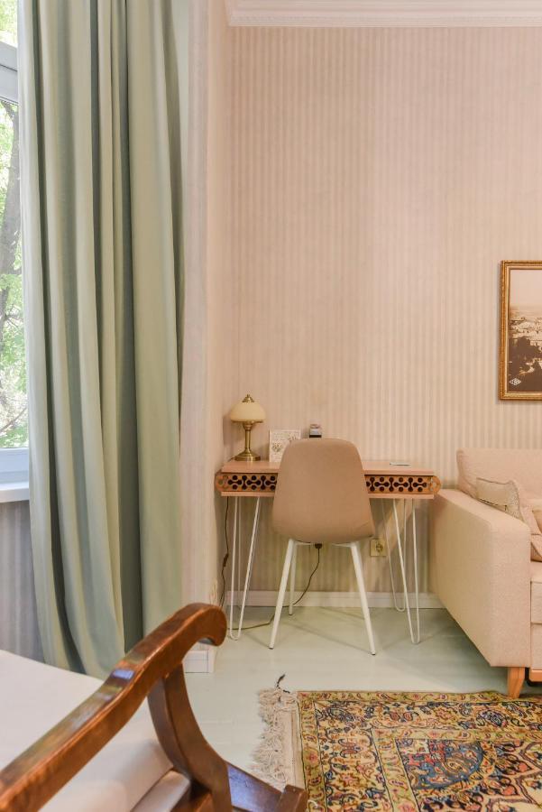 Spacious Vintage 2Br, 2Bath Apartment By Flat Mаnager Софія Екстер'єр фото