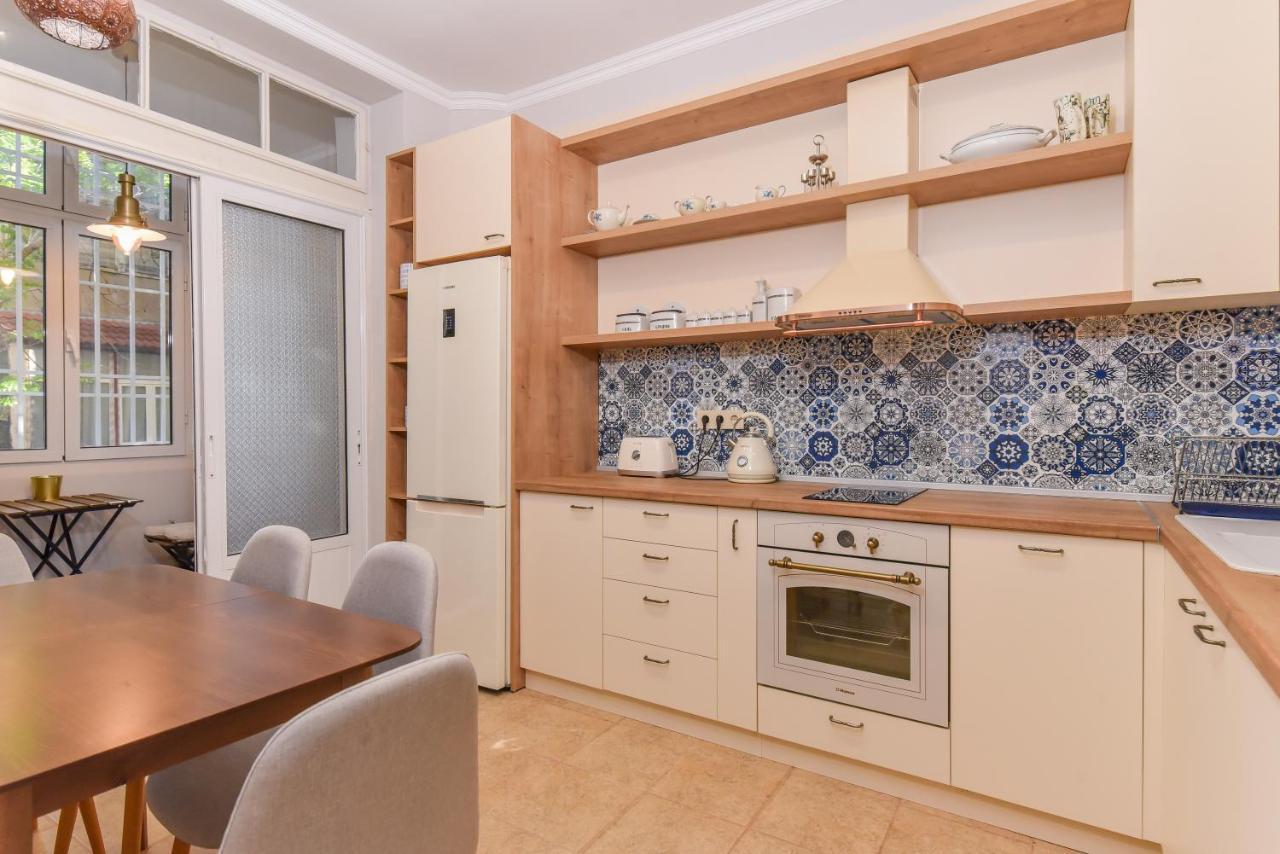 Spacious Vintage 2Br, 2Bath Apartment Софія Екстер'єр фото